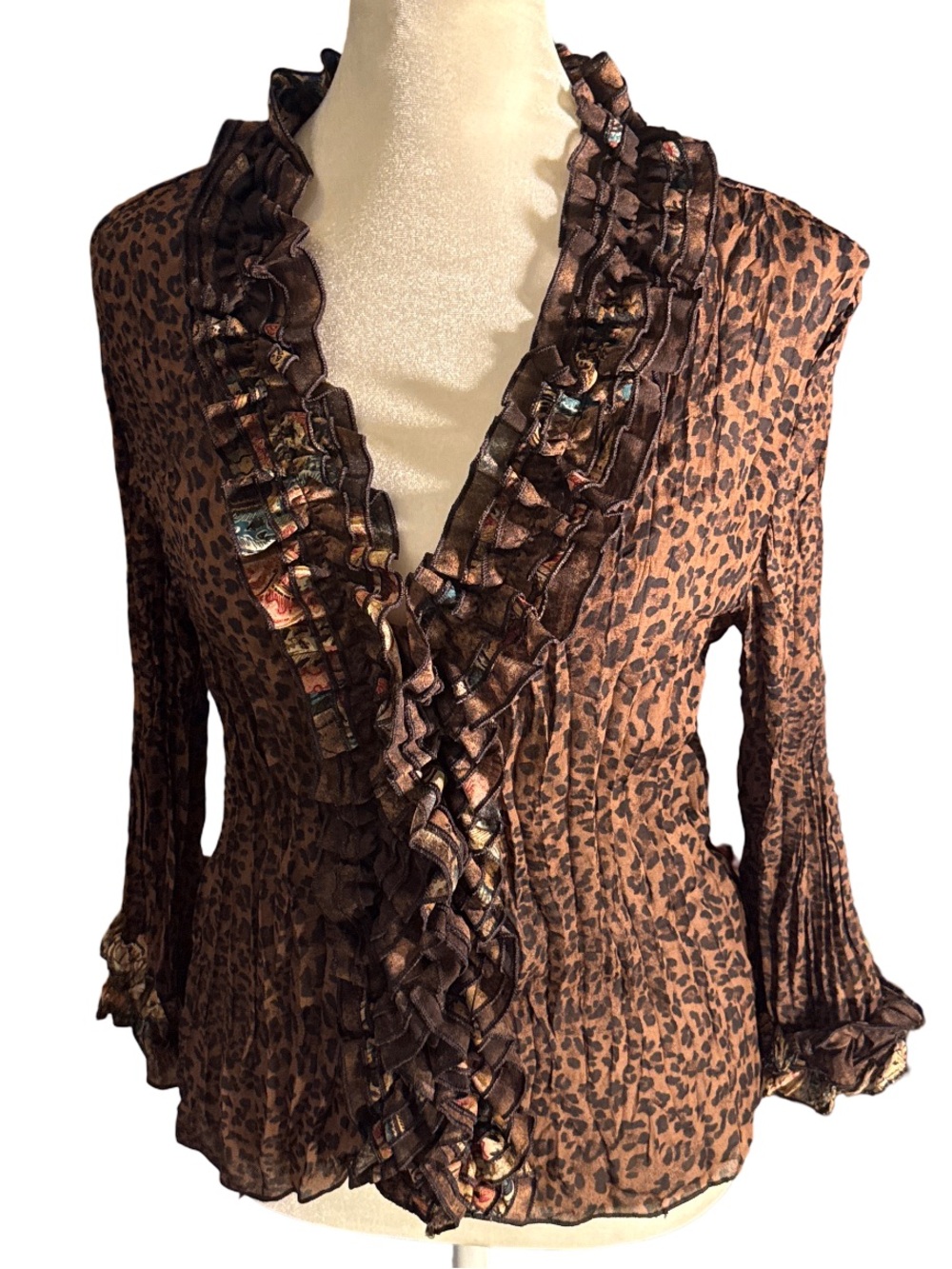 4/$30 Jaipur Brown Leopard Print Ruffle Crinkle top size small - Picture 1 of 4
